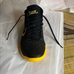 Nike Kobe A.D. Black Mamba LA
